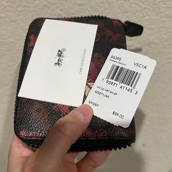 Coach Zip Wallet Cupid's Arrow Valentine's Day - Picture 4 of 4